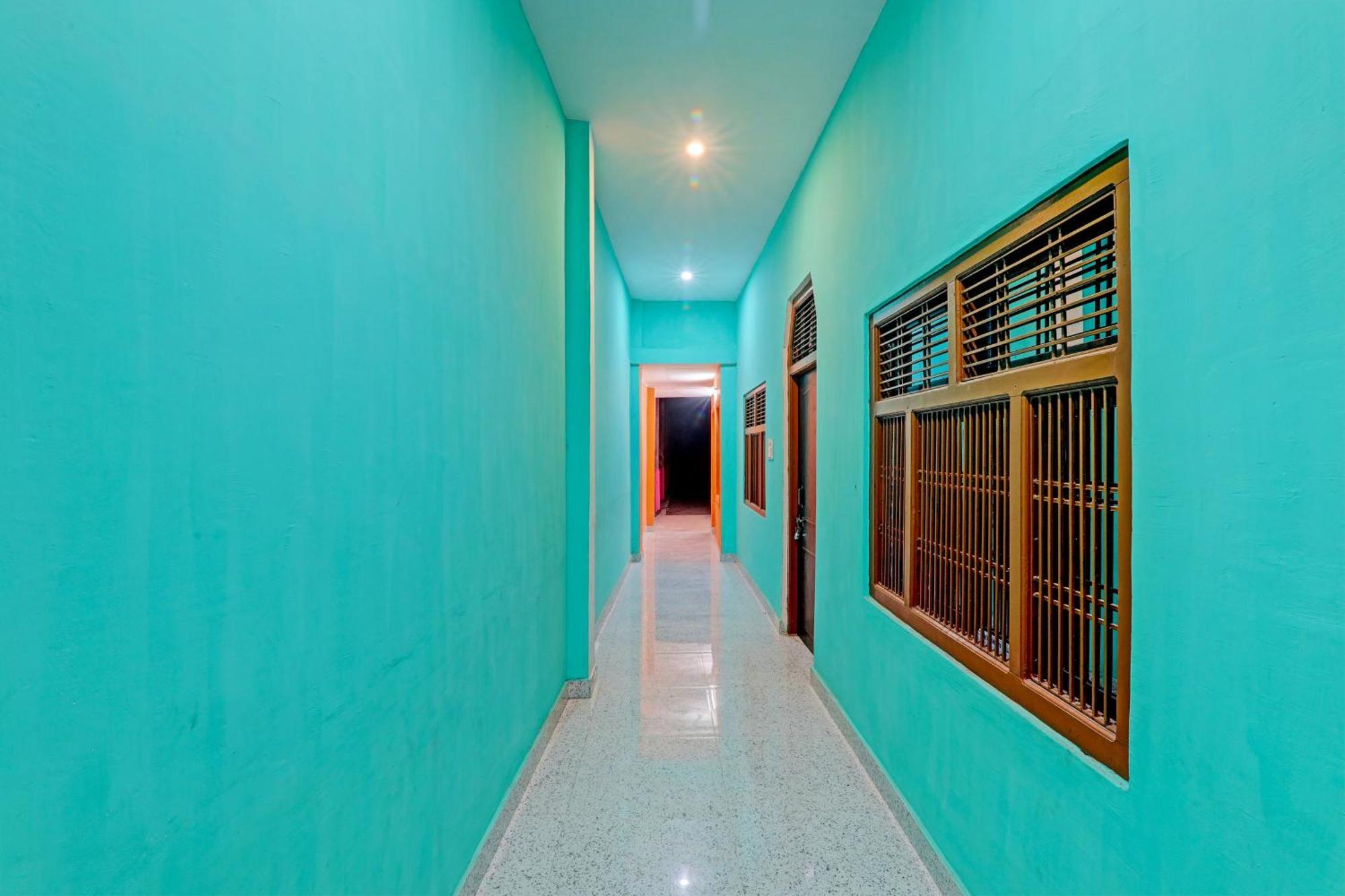 Hotel O Home Om Marriage Hall Ayodhya Экстерьер фото
